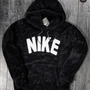 nike fleece hoodie